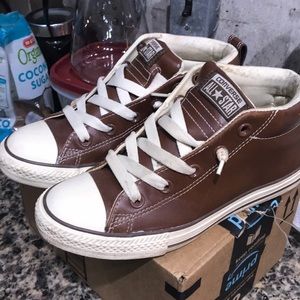 Converse 6-6.5 brown leather chucks